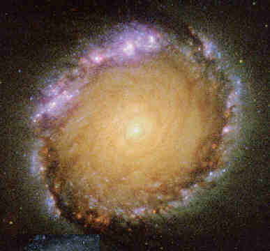 Le coeur de NGC 1512